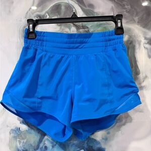 Lululemon Hotty Hot High Rise Shorts 2.5" Size 4 Poolside Blue